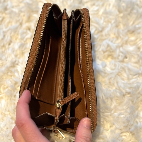 Michael Kors Leather Wristlet Wallet - Picture 3 of 4